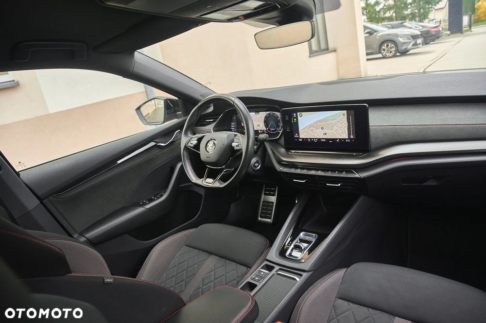 Skoda Octavia 2.0 TSI DSG RS Plus - 30