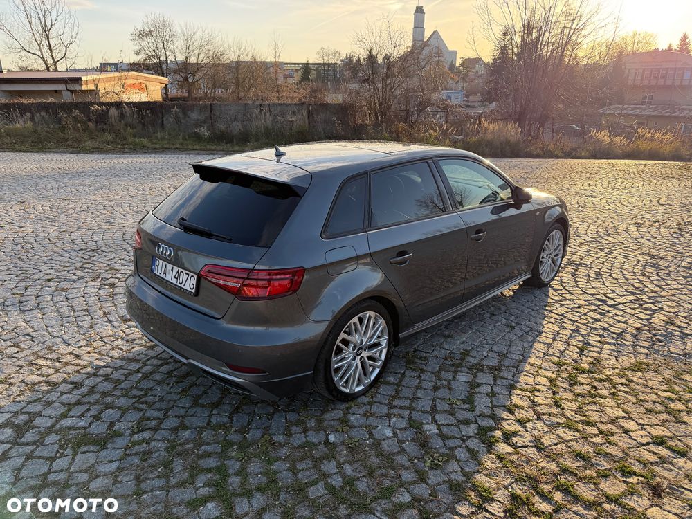 Audi A3 Sportback 2.0 TDI - 6