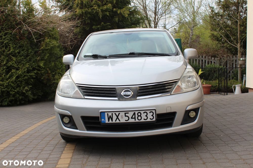 Nissan Tiida 1.6 Acenta - 1
