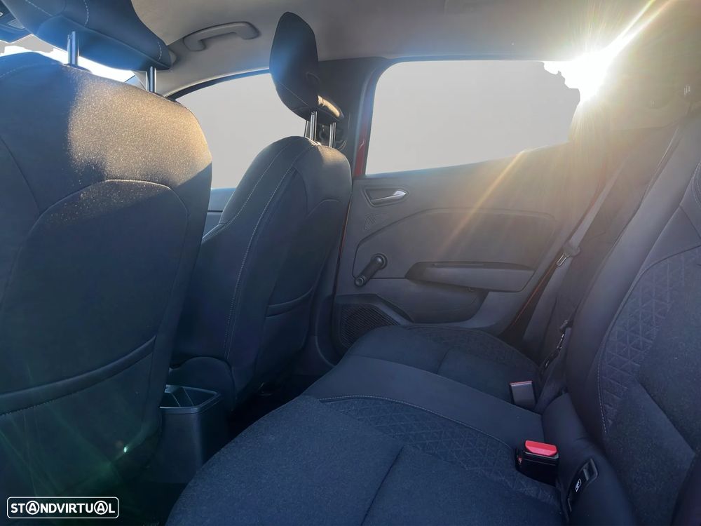 Renault Clio 1.0 TCe Exclusive - 9