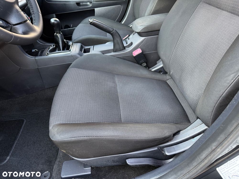 Mitsubishi Lancer 1.8 Intense - 25
