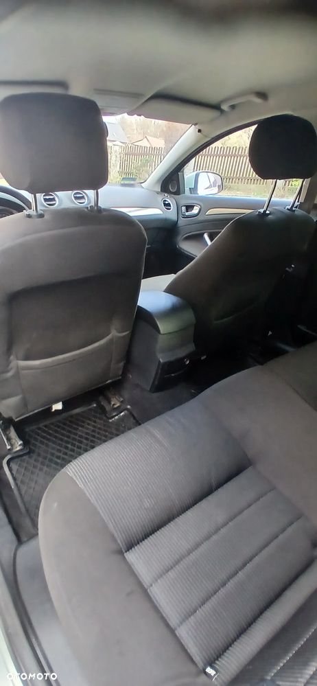 Ford Mondeo 2.0 TDCi Titanium - 11