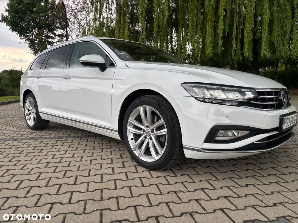 Volkswagen Passat 2.0 TDI SCR DSG Highline - 1