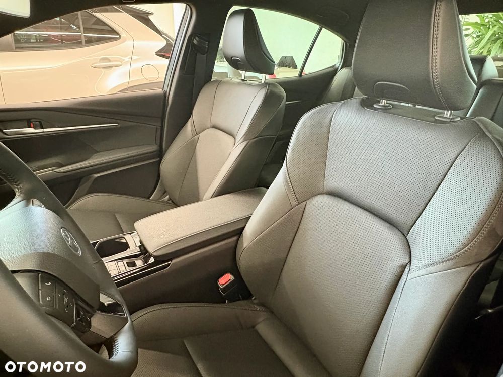 Toyota Camry 2.5 Hybrid Dynamic Force Prestige e-CVT - 9