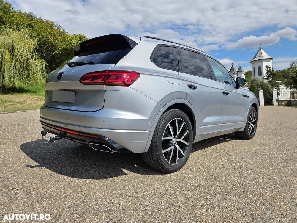 Volkswagen Touareg V6 TDI 4MOTION R-Line - 3