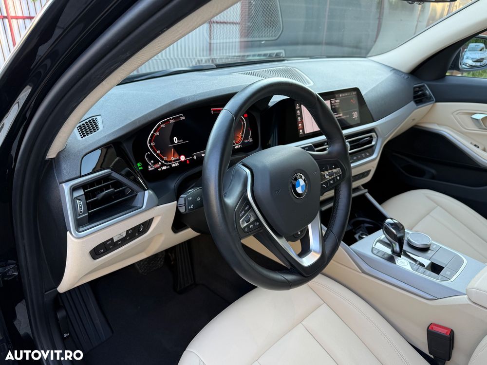BMW Seria 3 320d xDrive AT MHEV - 14