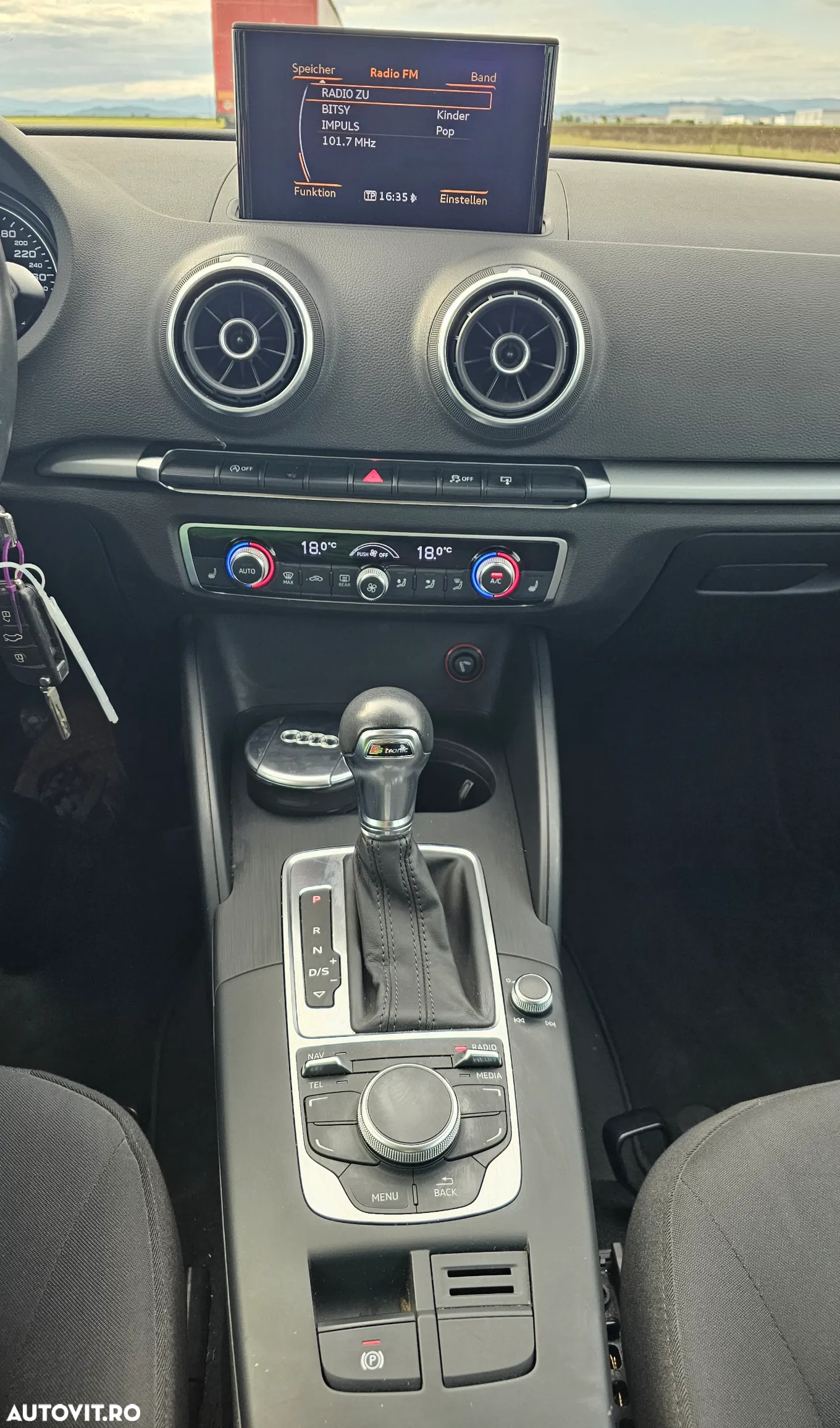 Audi A3 Sportback 1.2 TFSI Stronic Attraction - 12