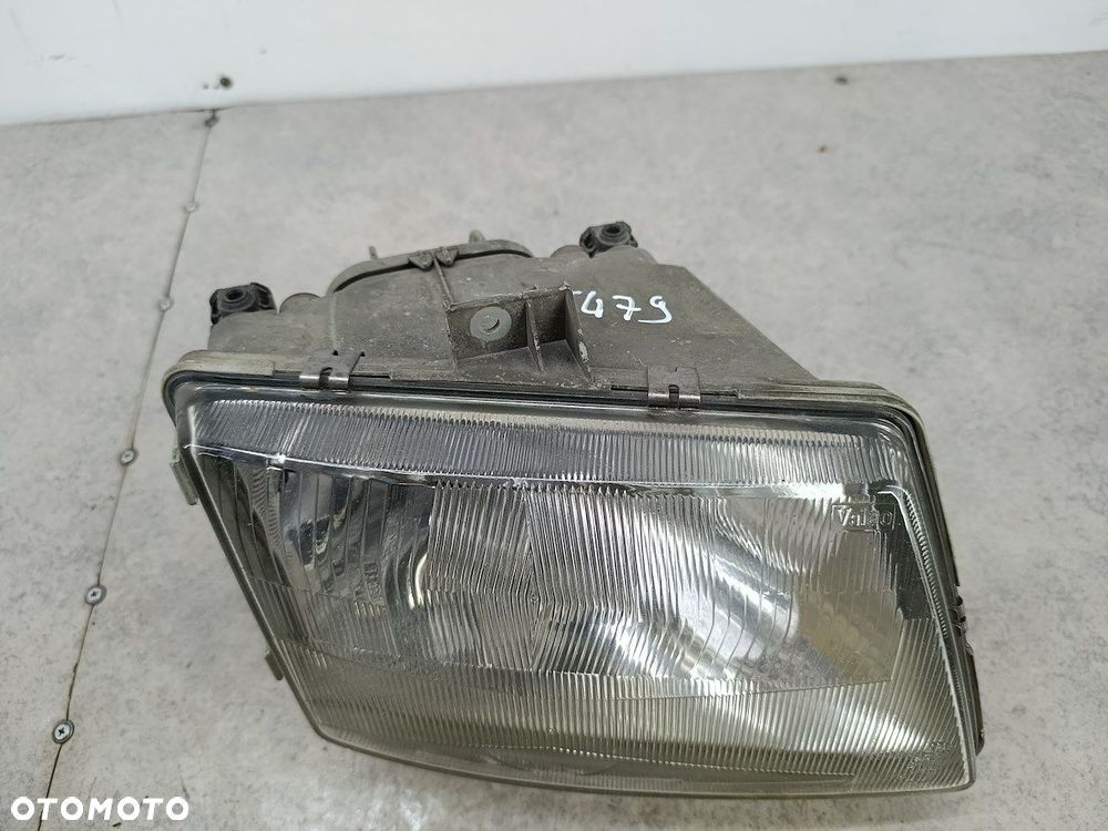 LAMPA PRZÓD PRAWA MERCEDES-BENZ VITO W638 6388200161 67629580  VALEO - 3