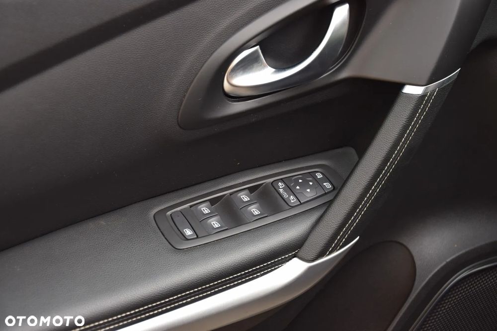 Renault Kadjar TCe 140 GPF BOSE EDITION - 26