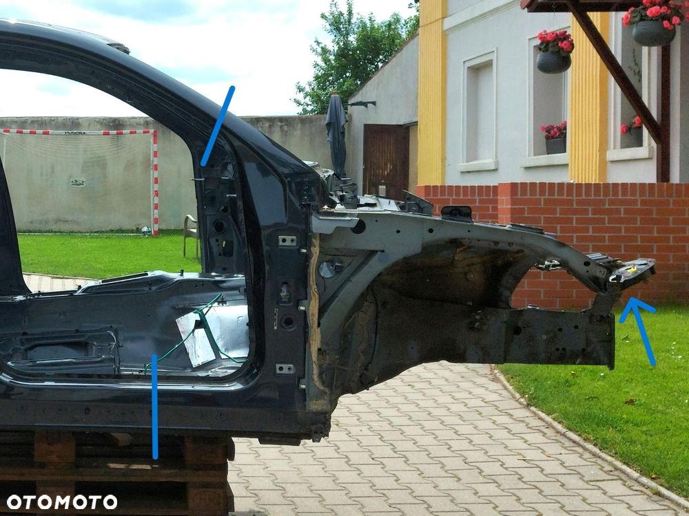 Porsche Macan II LIFT ĆWIARTKA PODŁUŹNICA  PRAWY PRZÓD - 1