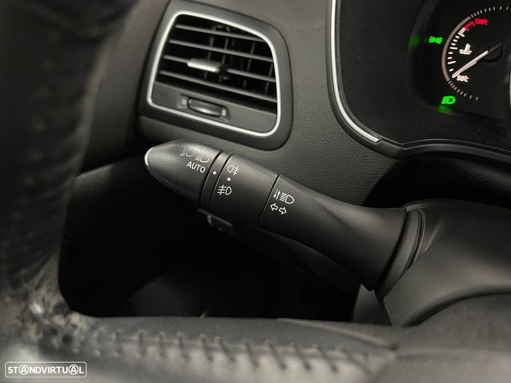 Renault Mégane Sport Tourer ENERGY dCi 130 INTENS - 33