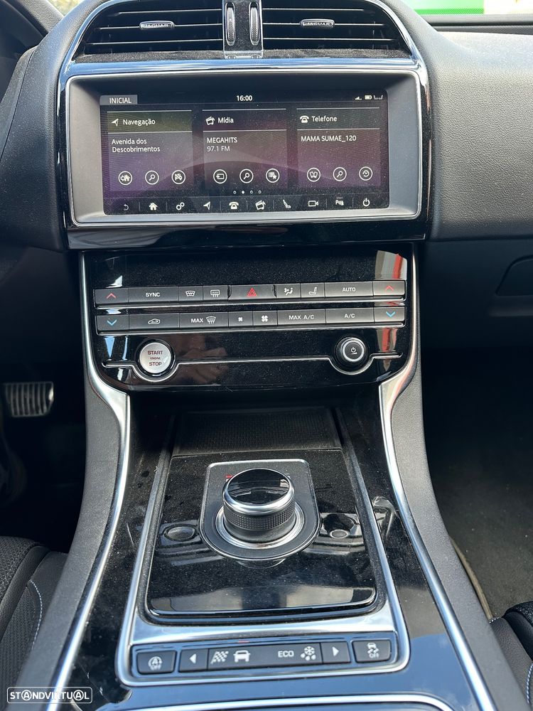 Jaguar XE 20d Aut. R-Sport - 6