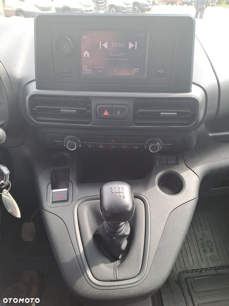 Toyota PROACE CITY | L2H1| Krajowy | 3 Osobowy | - 12