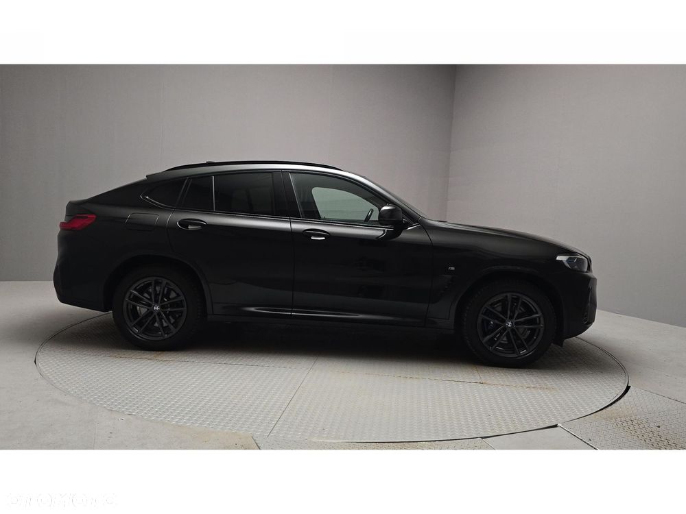 BMW X4 2023 photo 4