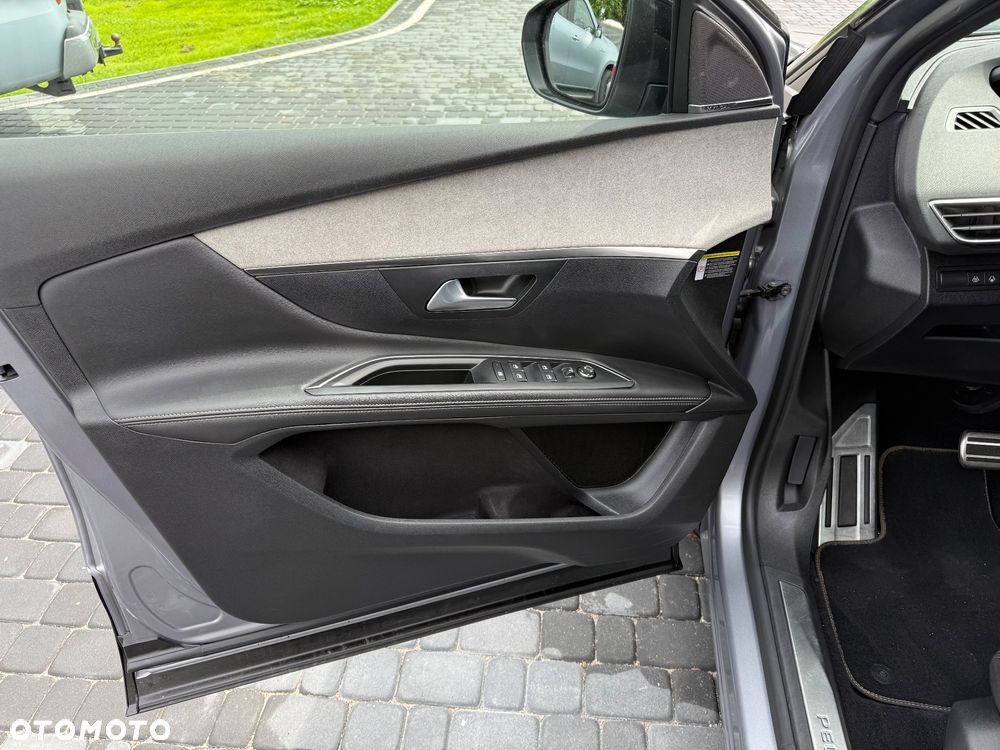 Peugeot 5008 2.0 BlueHDi GT Pack S&S EAT8 - 9