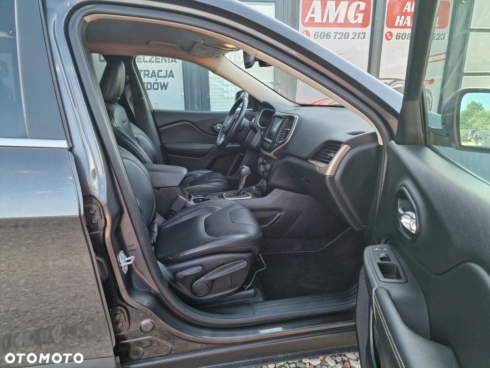 Jeep Cherokee 3.2 V6 Pentastar Active Drive I Automatik Limited - 25