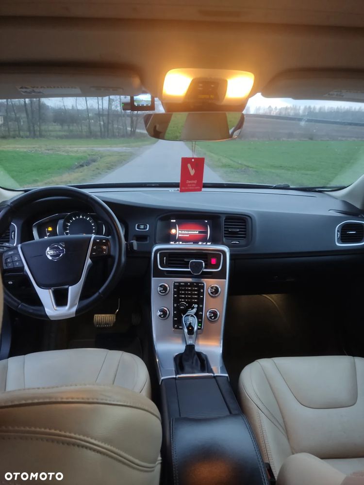 Volvo S60 T5 Geartronic Momentum - 6