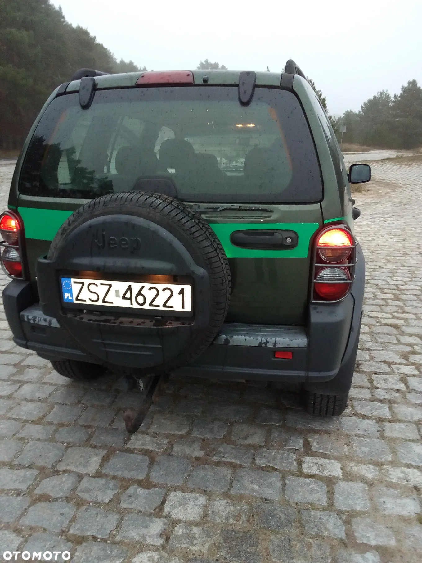 Jeep Cherokee 2.8 CRD Sport - 20
