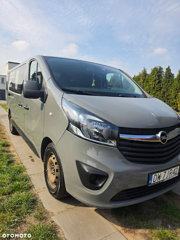 Opel Vivaro - 2