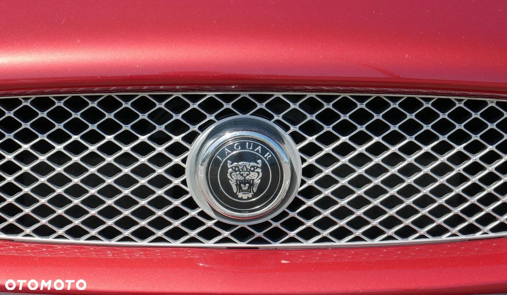 Jaguar XK XKR - 16