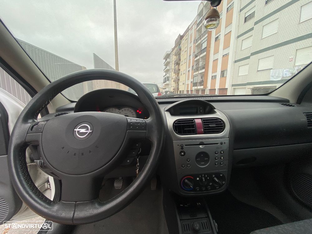 Opel Corsa - 10