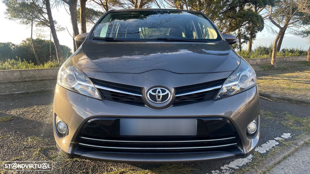 Toyota Verso 1.6 D-4D Comfort - 1