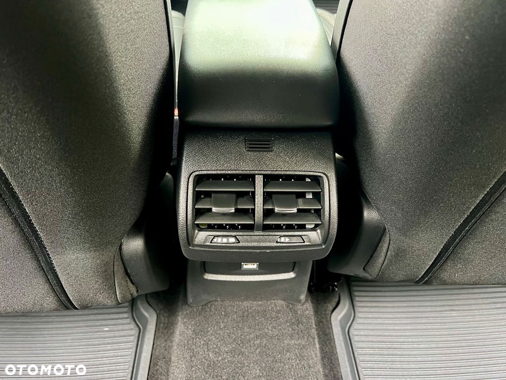 Citroën C4 1.5 BlueHDi Shine S&S - 11