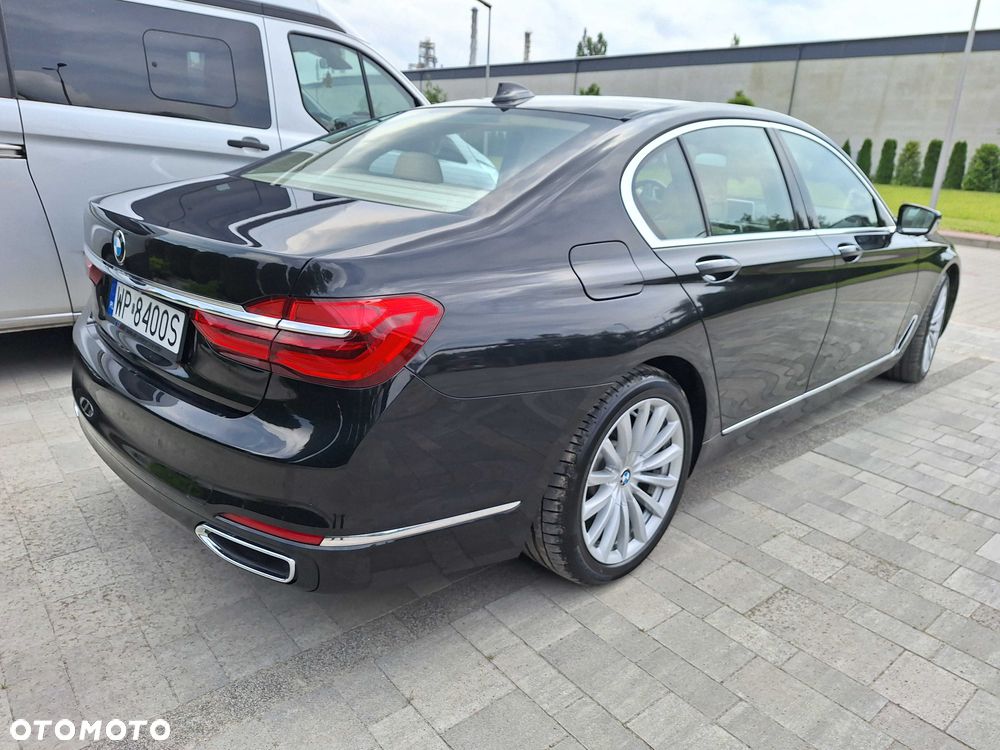 BMW Seria 7 - 15