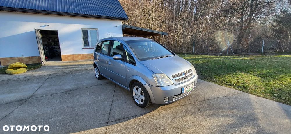 Opel Meriva - 8