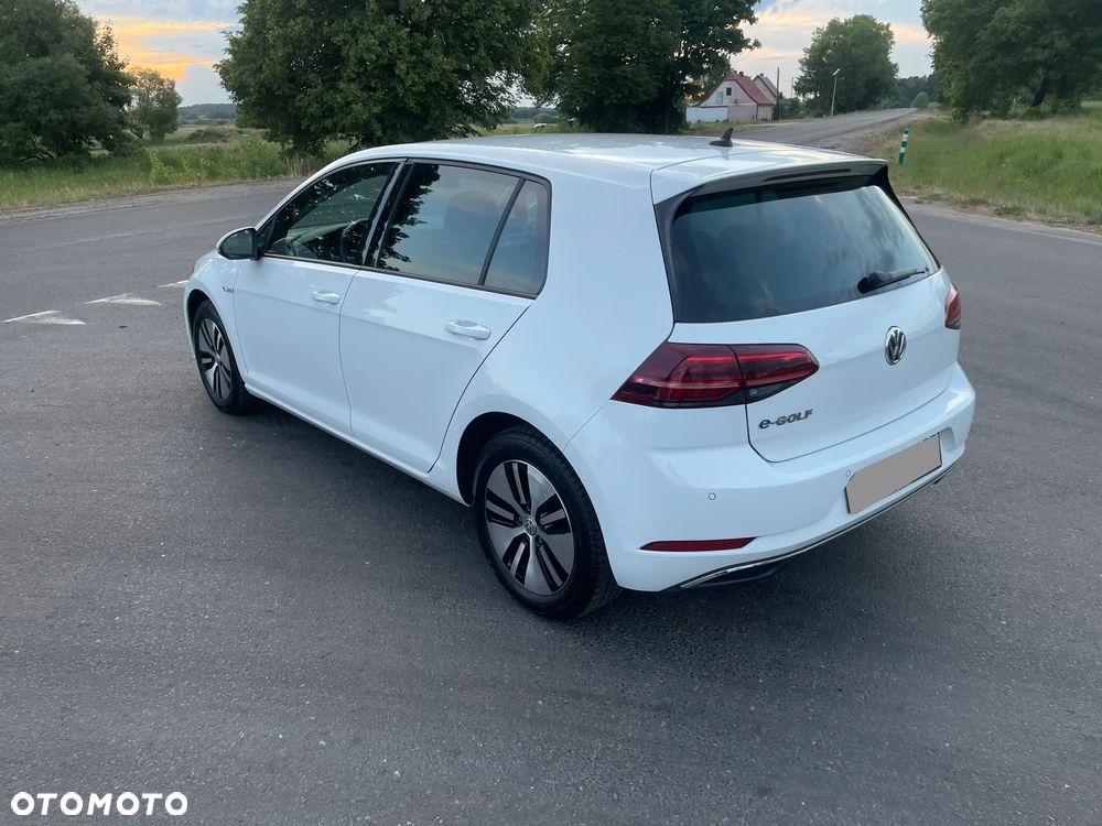 Volkswagen Golf e-Golf - 6