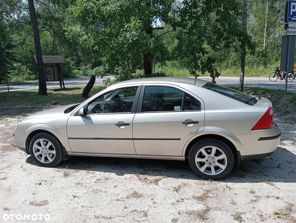 Ford Mondeo 1.8 X - 3