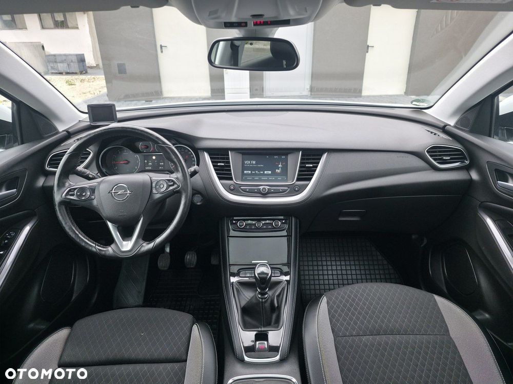 Opel Grandland X - 12