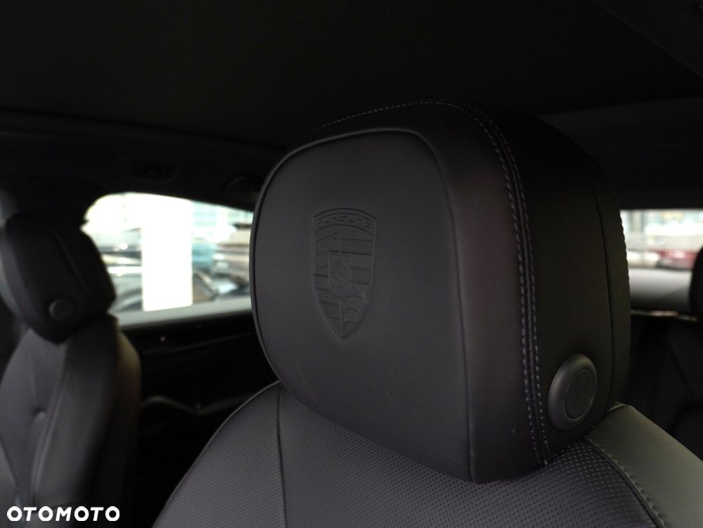 Porsche Cayenne S E-Hybrid PHEV Black Edition - 24