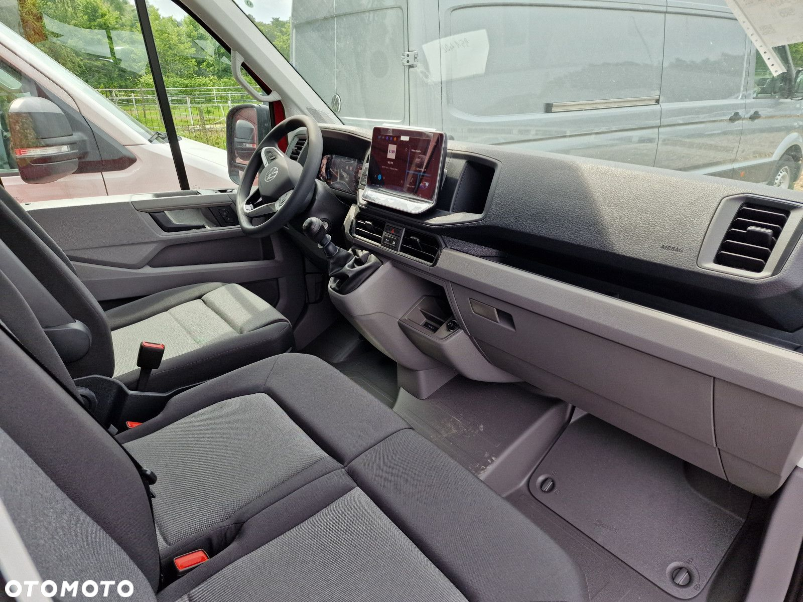 Volkswagen Crafter 35 Furgon 2.0 TDI - 19