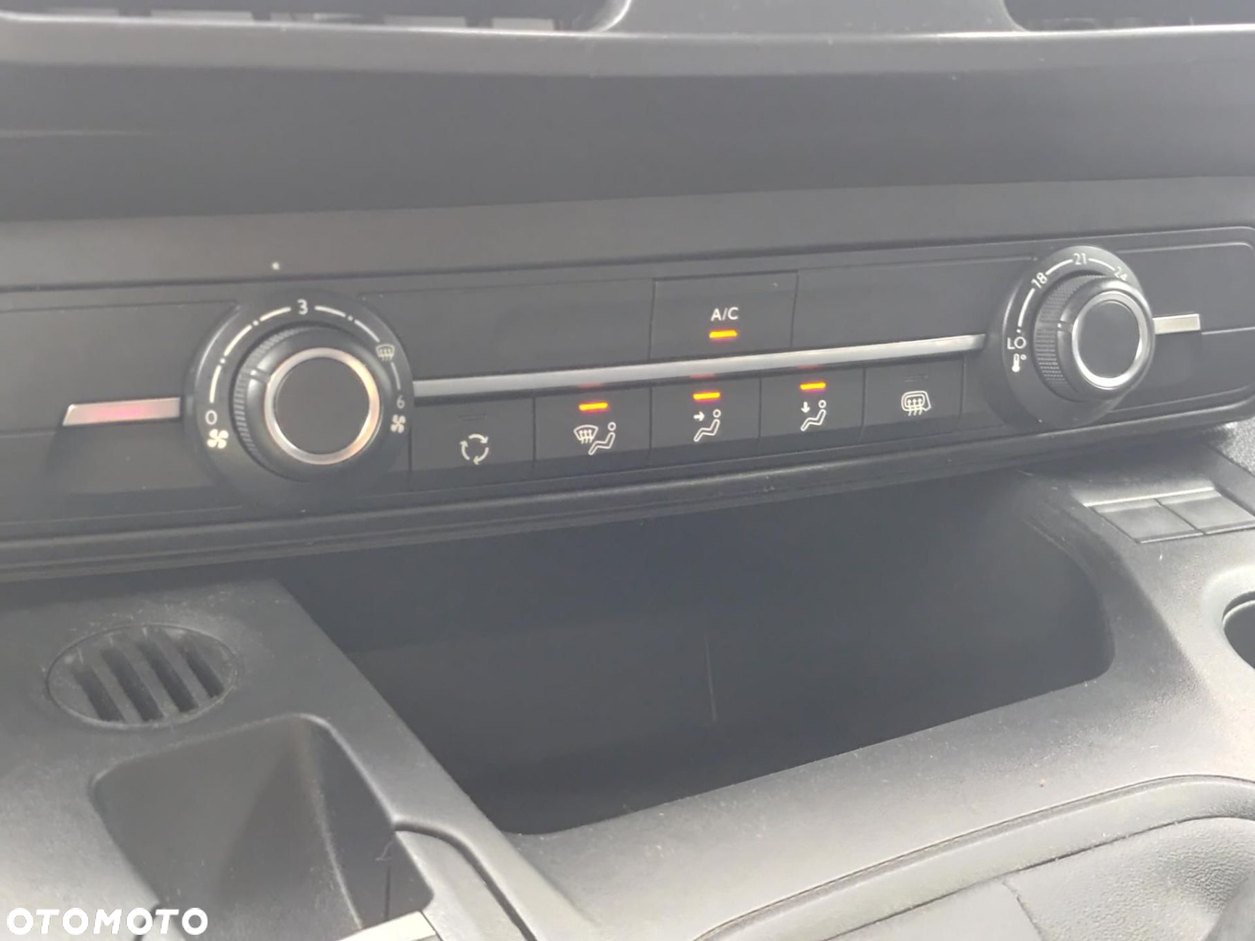 Peugeot Partner - 25