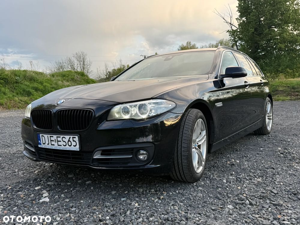 BMW Seria 5 525d xDrive Sport-Aut - 1