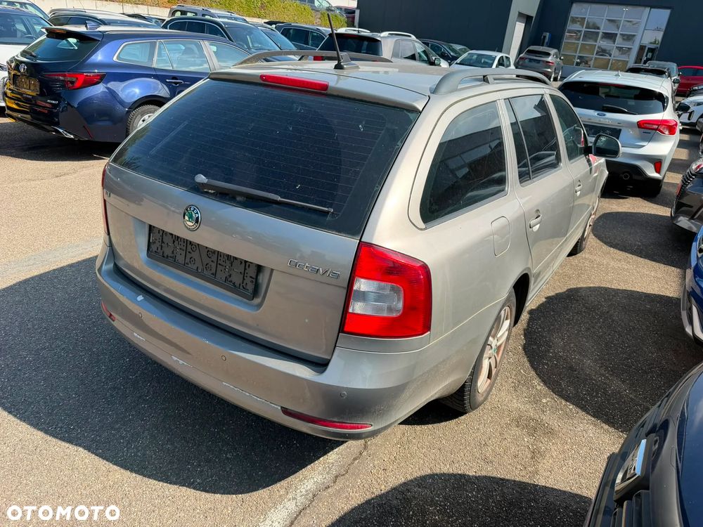Skoda Octavia 1.6 TDI Ambition - 35