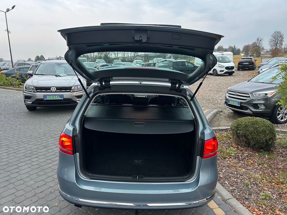 Volkswagen Passat 1.6 TDI BMT Comfortline - 22