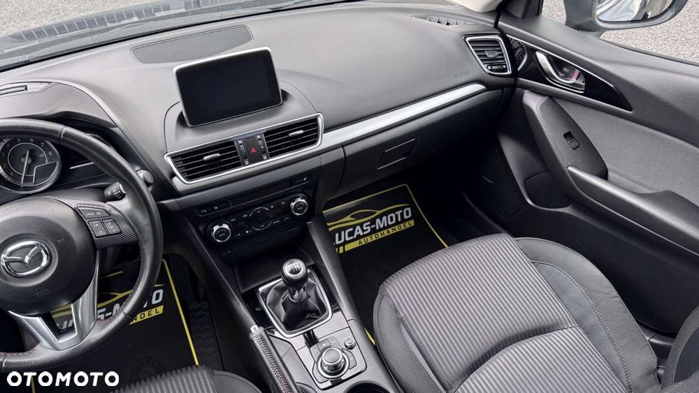 Mazda 3 - 30