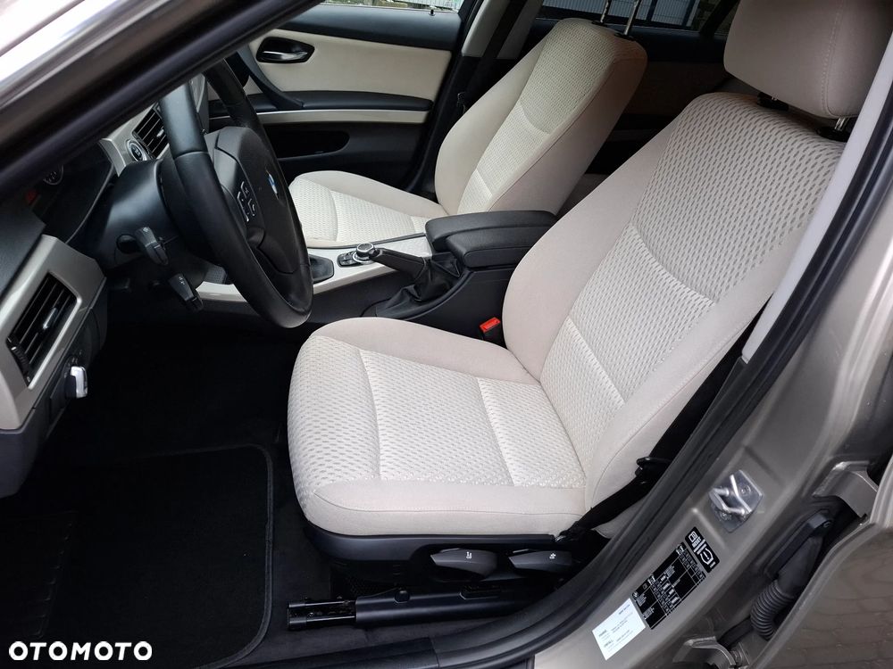 BMW Seria 3 318d DPF Edition Exclusive - 10