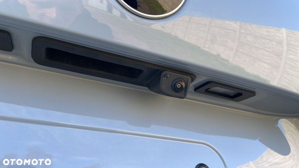 BMW Seria 5 520i M Sport Edition - 24