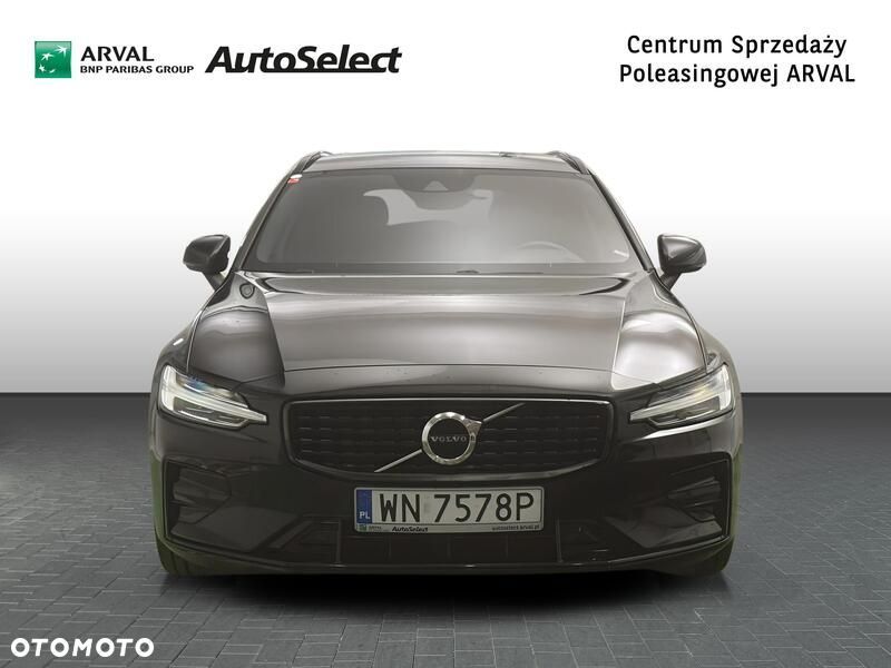Volvo V60 B3 B R-Design - 9