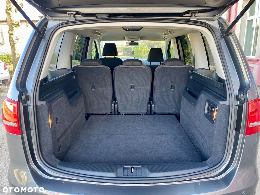 Volkswagen Sharan 2.0 TDI Comfortline - 19