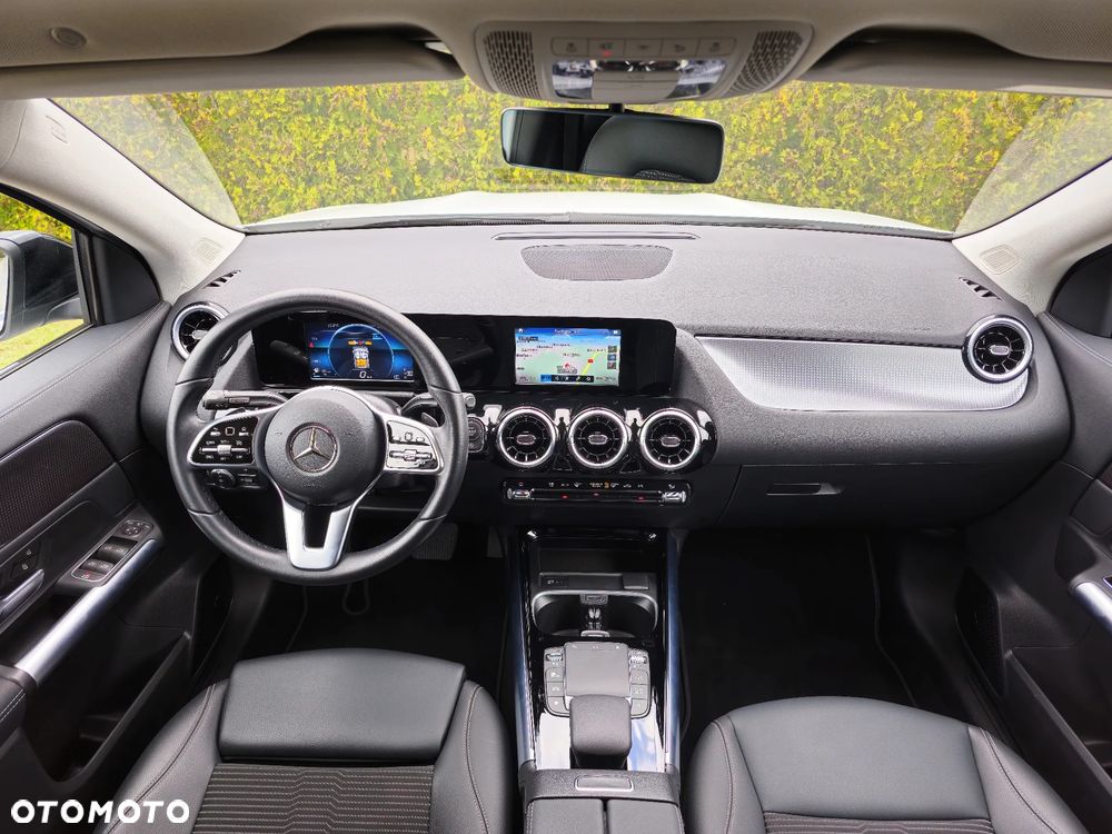 Mercedes-Benz GLA 200 Progressive - 18