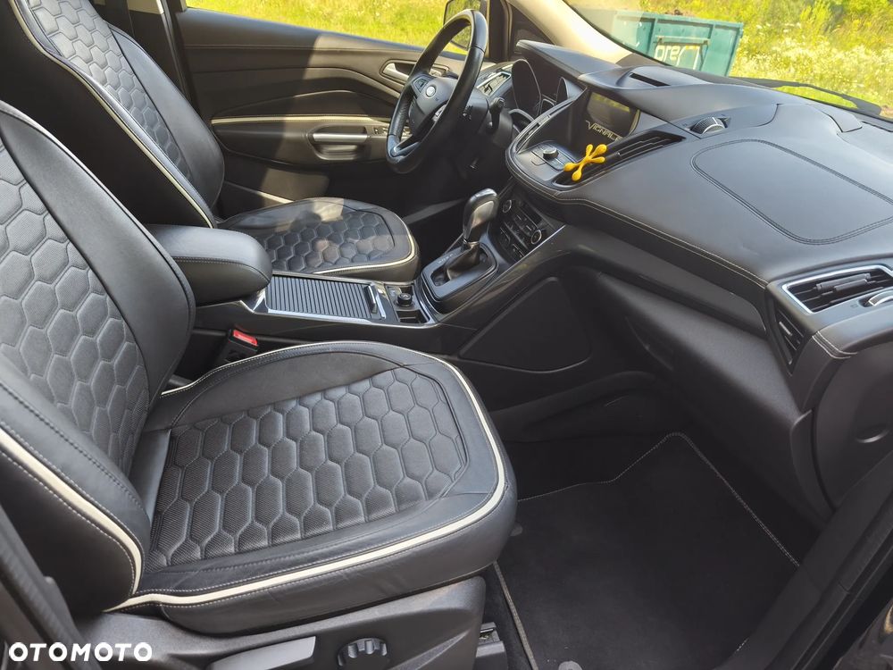 Ford Kuga - 13
