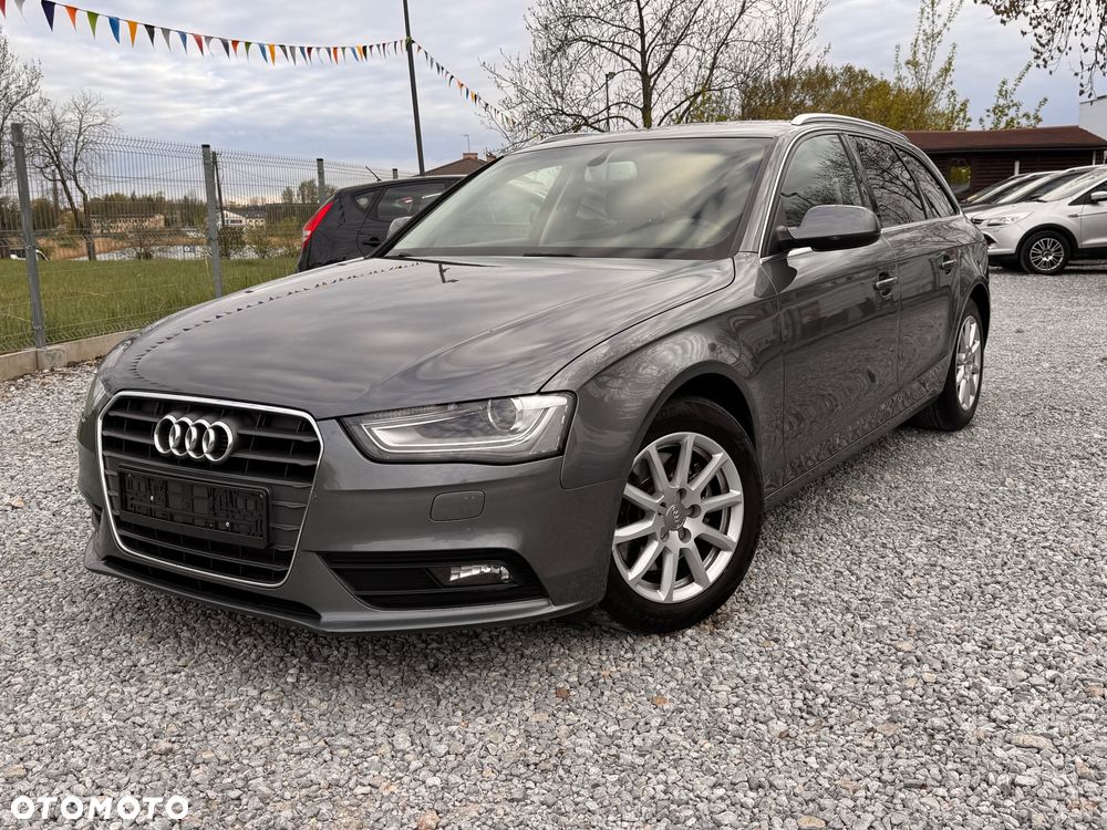 Audi A4 Avant - 16