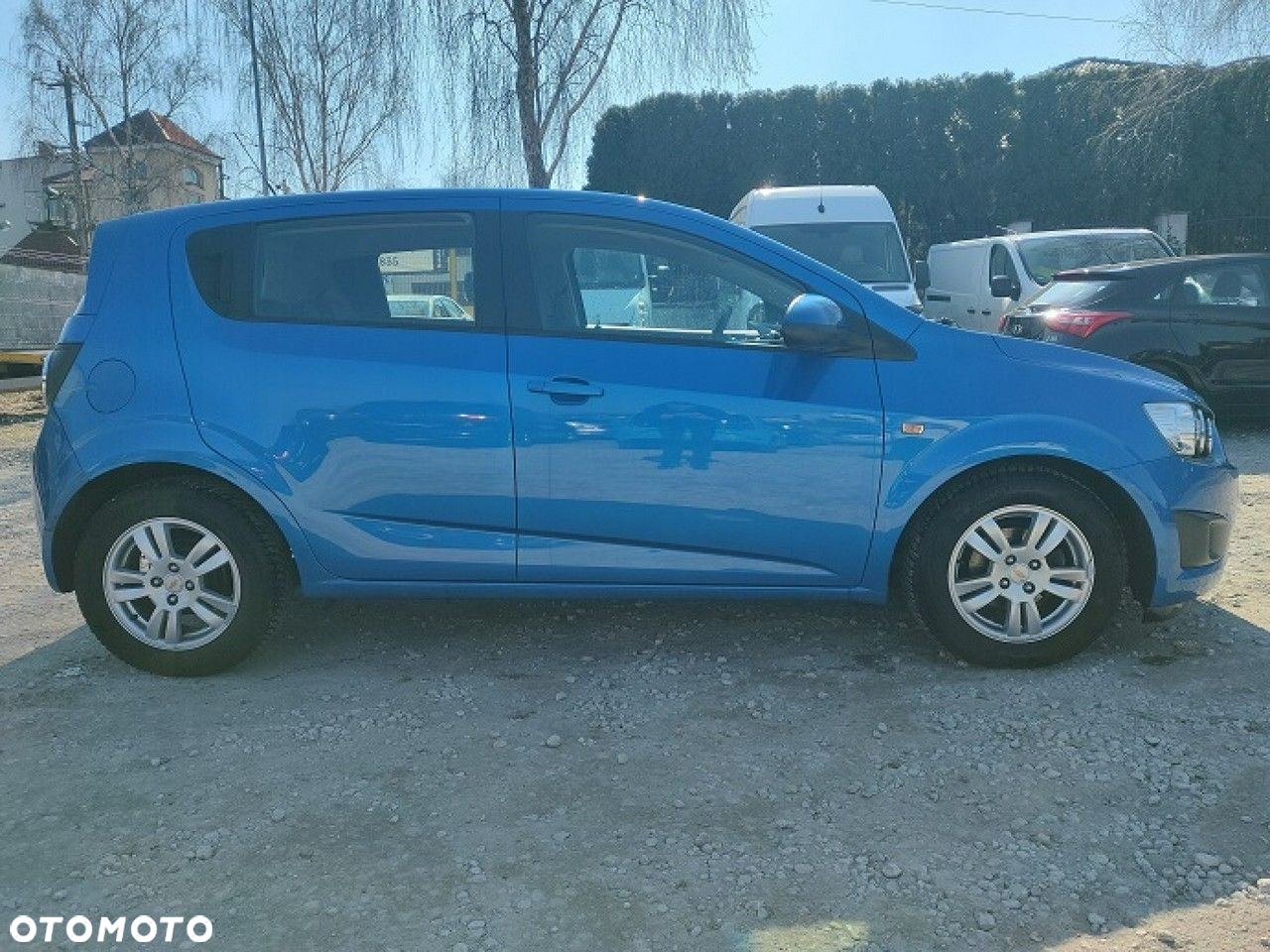 Chevrolet Aveo - 10