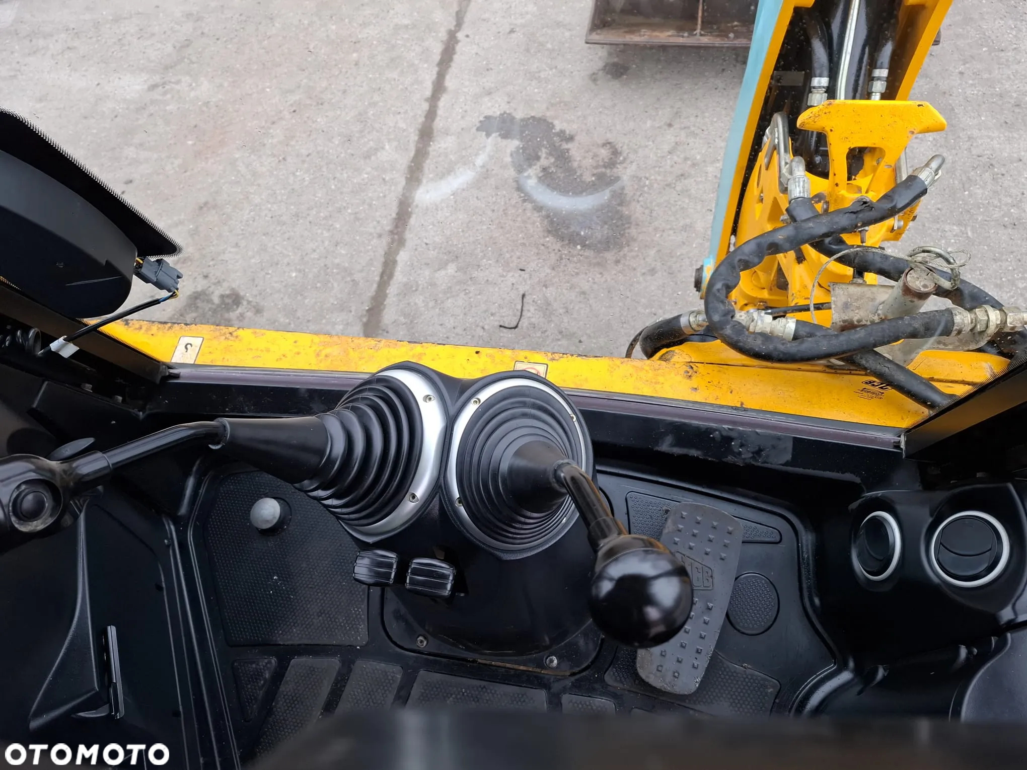 JCB 3CX ECO - 12