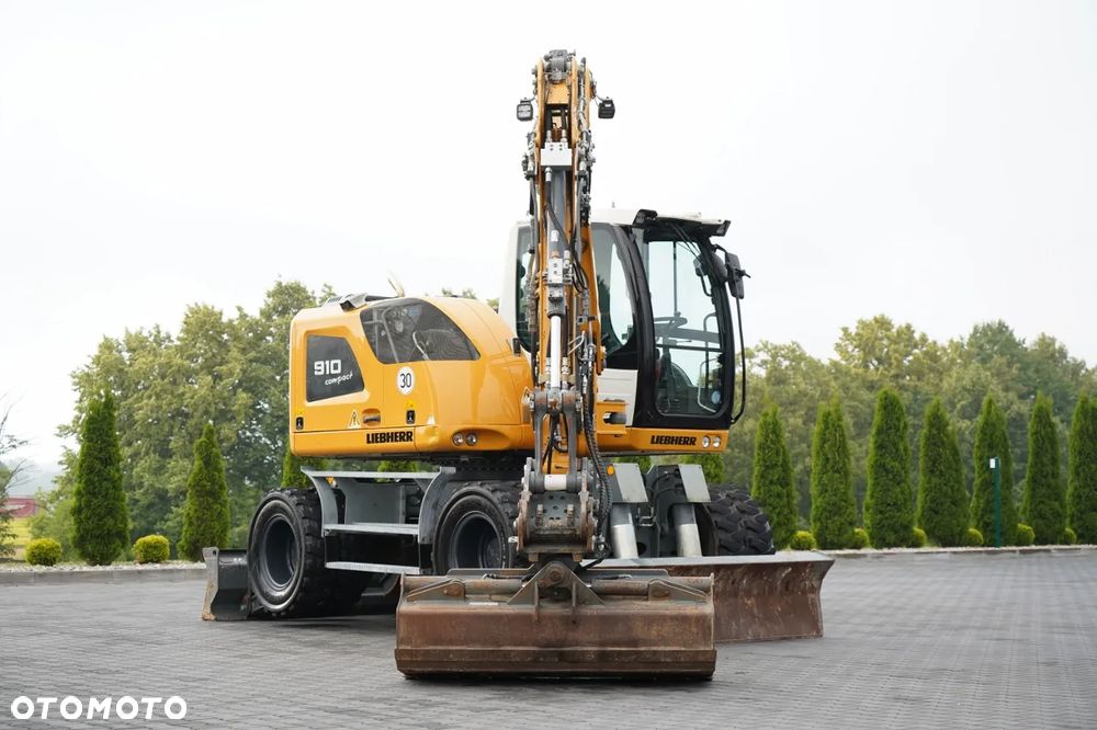 Liebherr 910 COMPACT LITRONIC / KOPARKA KOŁOWA / KLIMATYZACJA / KAMERA / 2020 ROK / PO KONTRAKCIE SERWISOWYM - 8