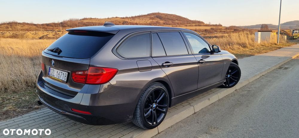 BMW Seria 3 318d DPF Edition Sport - 4
